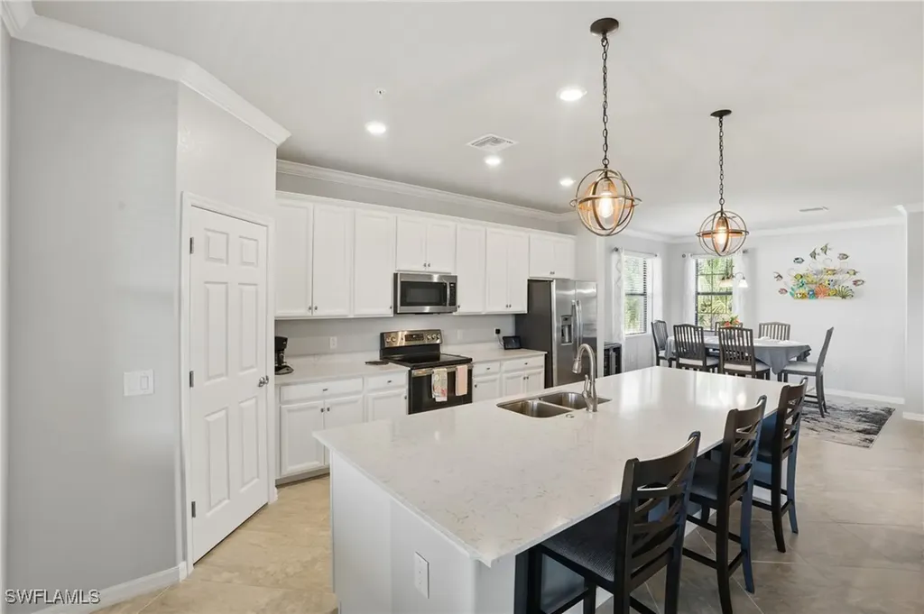 17291 Cherrywood Court Bonita Springs FL 34135