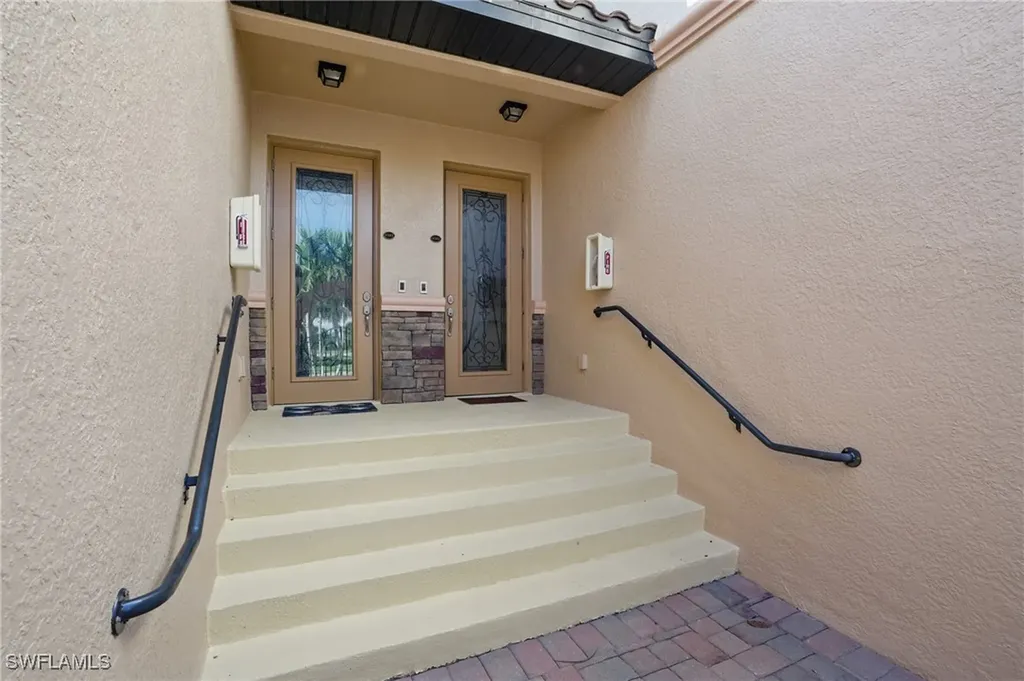 17291 Cherrywood Court Bonita Springs FL 34135