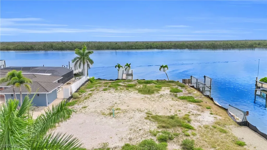 470 Madison Court Fort Myers Beach FL 33931