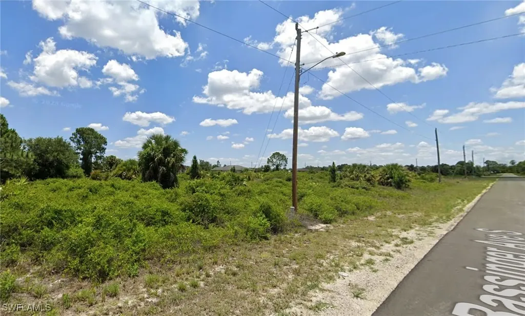 919 Bassinger Avenue S Lehigh Acres FL 33974