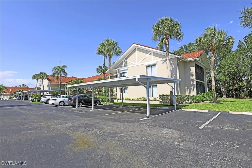 9627 Eaton Gardens Lane Fort Myers FL 33919