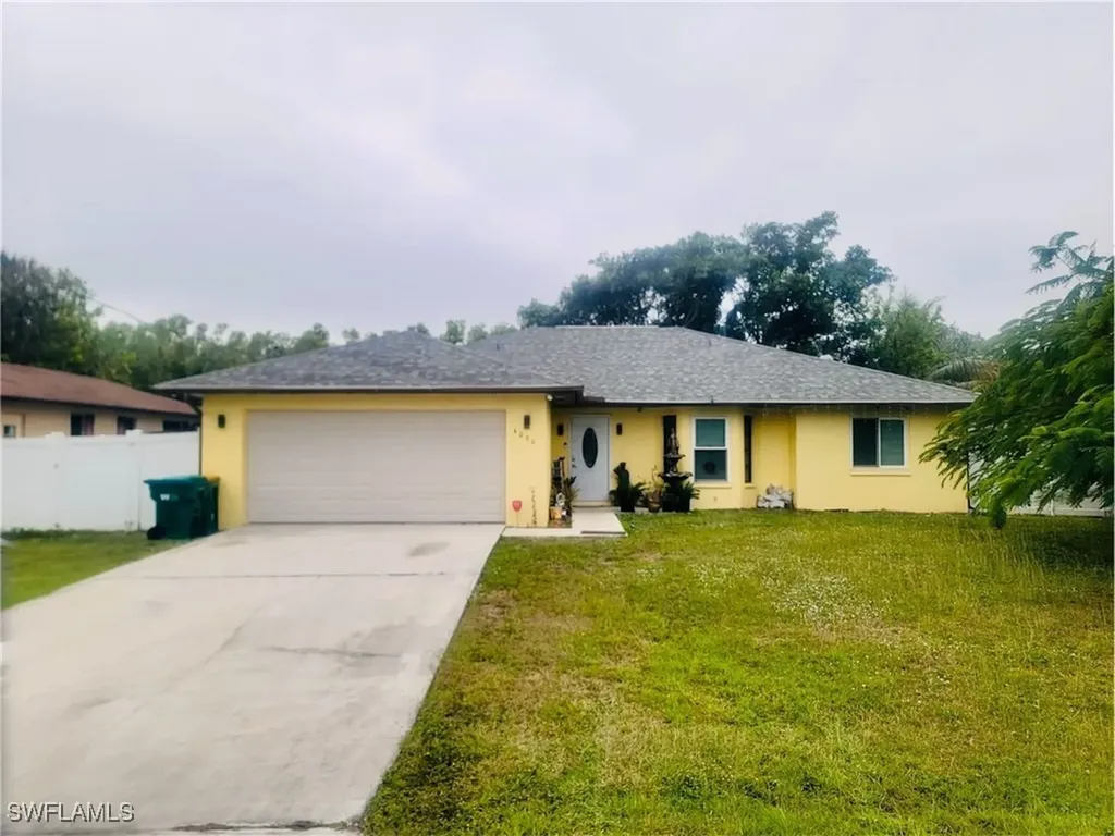 4090 32nd Avenue SW Naples FL 34116