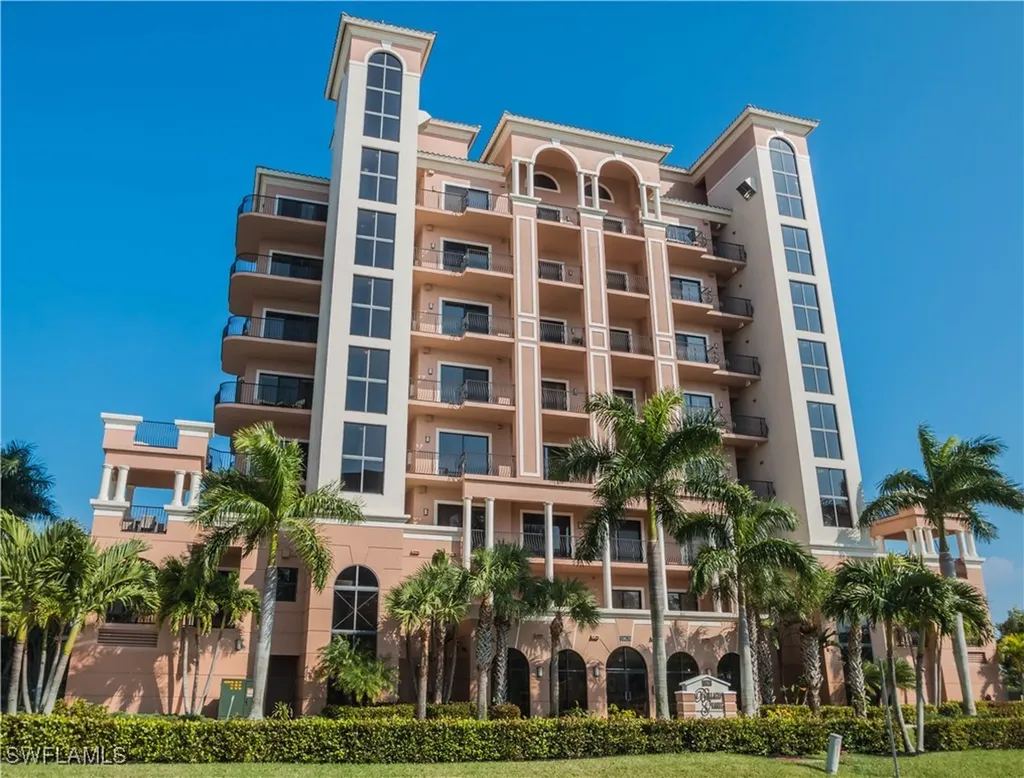 10620 Gulf Shore Drive Naples FL 34108