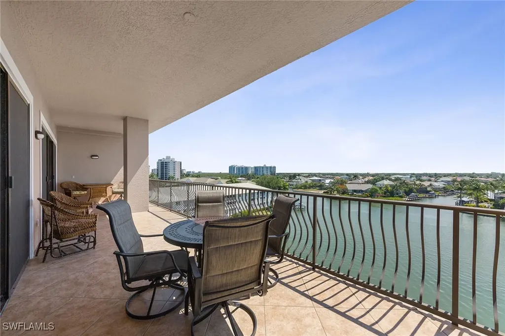 10620 Gulf Shore Drive Naples FL 34108