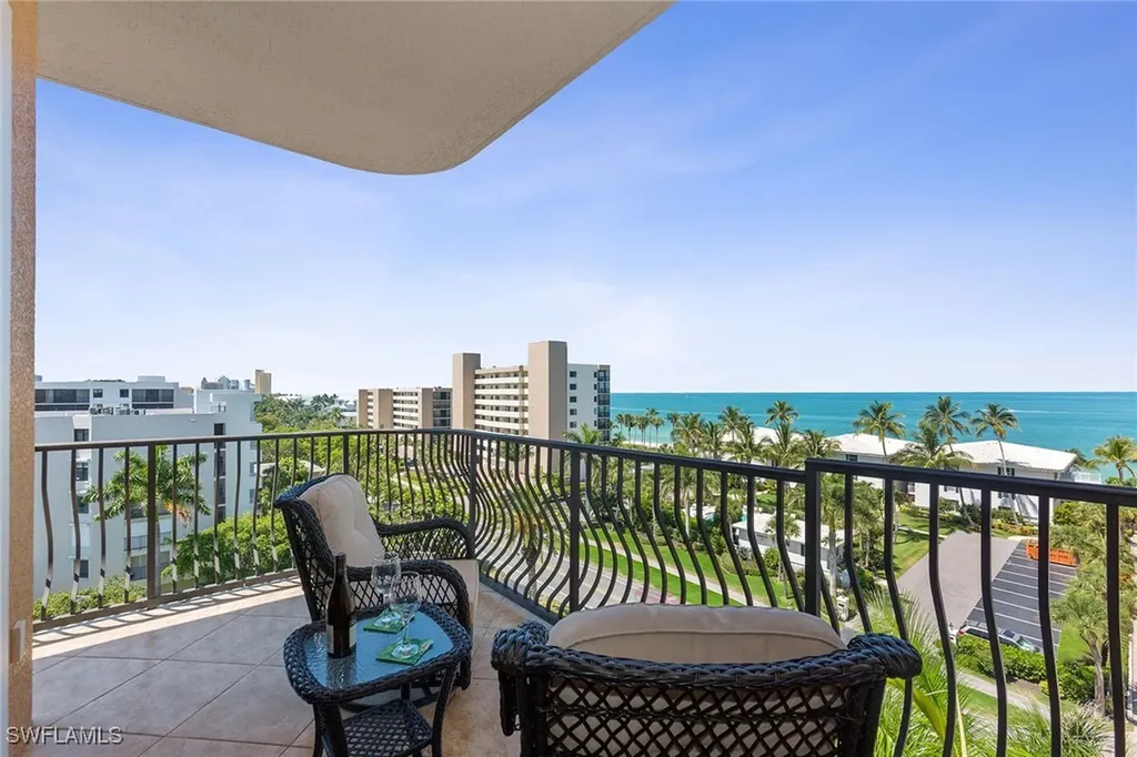 10620 Gulf Shore Drive Naples FL 34108