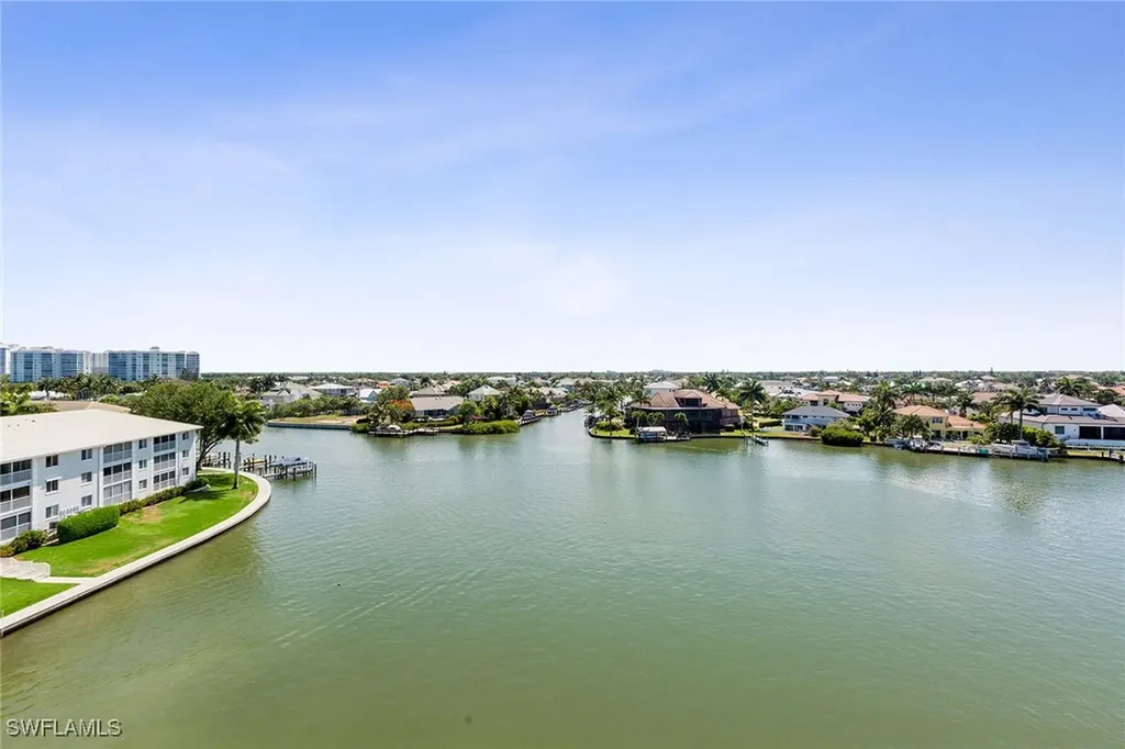 10620 Gulf Shore Drive Naples FL 34108