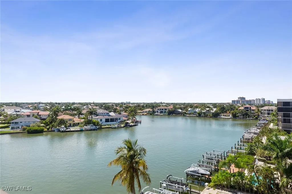 10620 Gulf Shore Drive Naples FL 34108