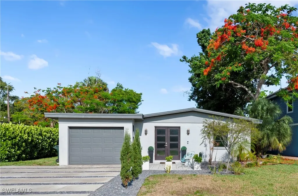 3836 Lake Street Fort Myers FL 33901