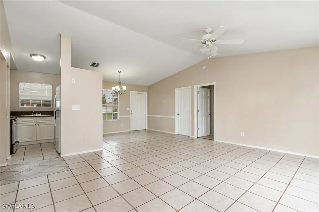 302 NE 10th Terrace Cape Coral FL 33909