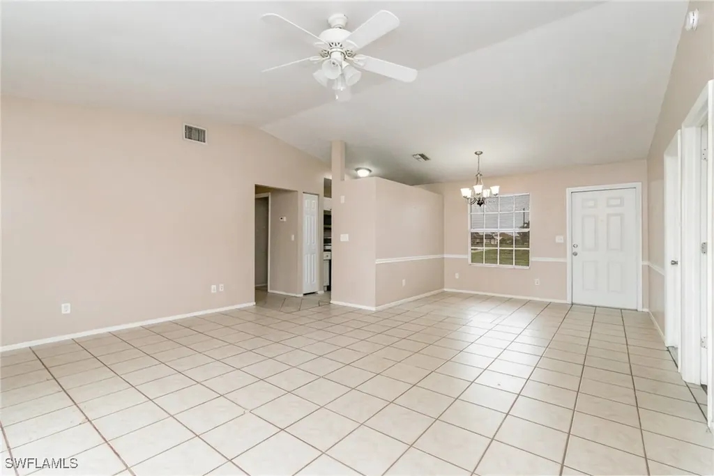 302 NE 10th Terrace Cape Coral FL 33909