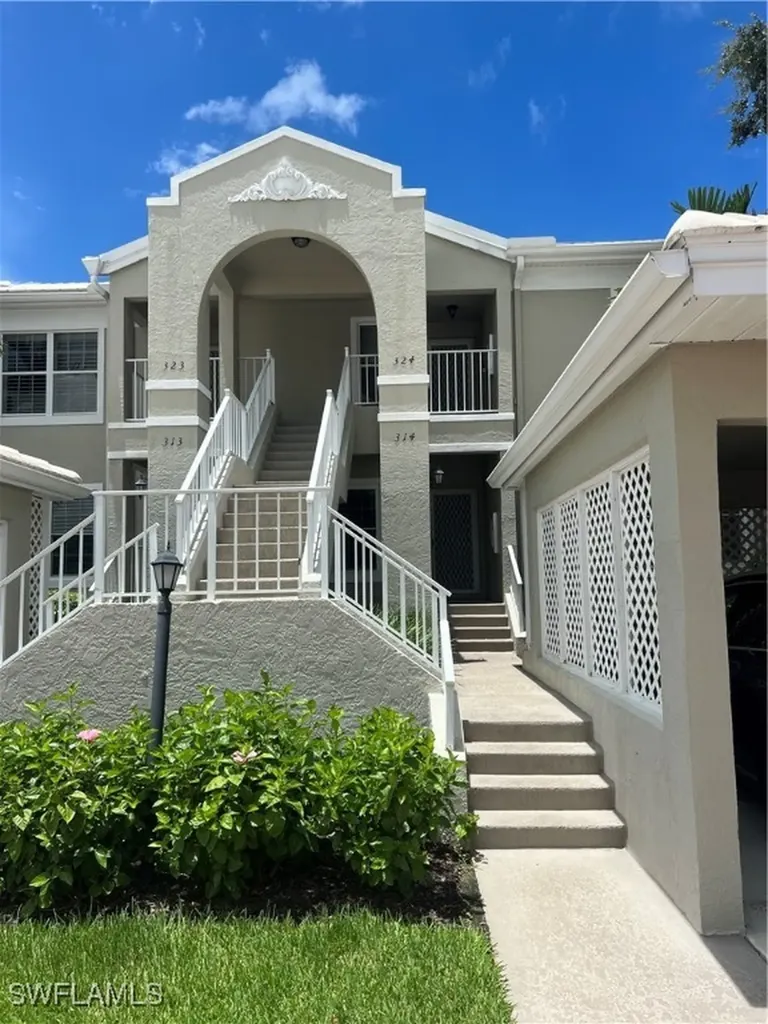 5897 Chanteclair Drive Naples FL 34108