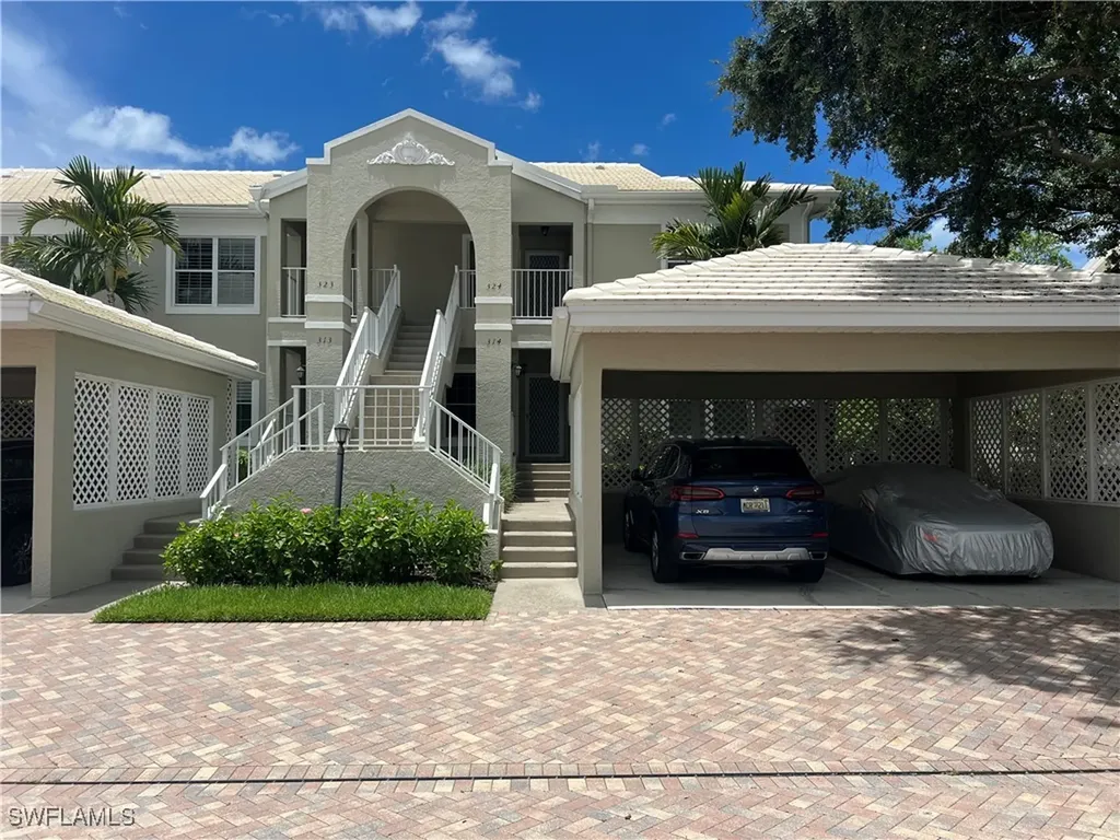 5897 Chanteclair Drive Naples FL 34108