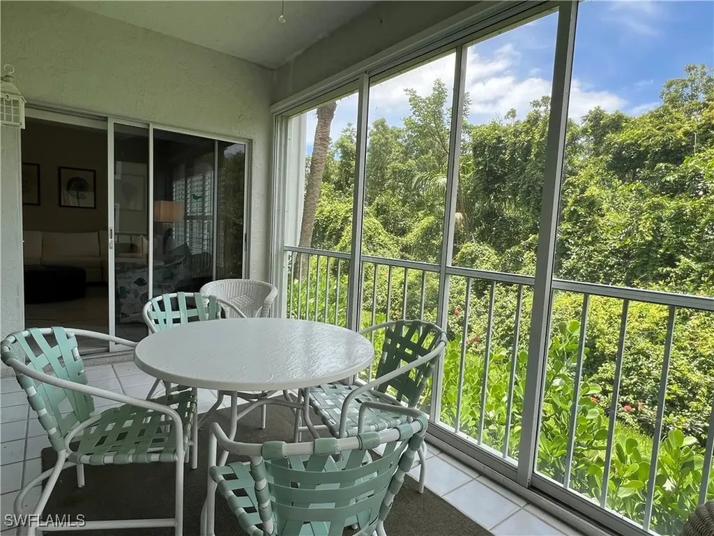 5897 Chanteclair Drive Naples FL 34108