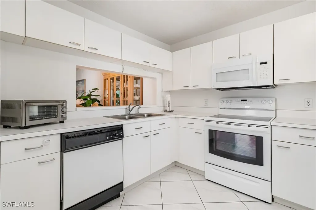 7743 Jewel Lane Naples FL 34109