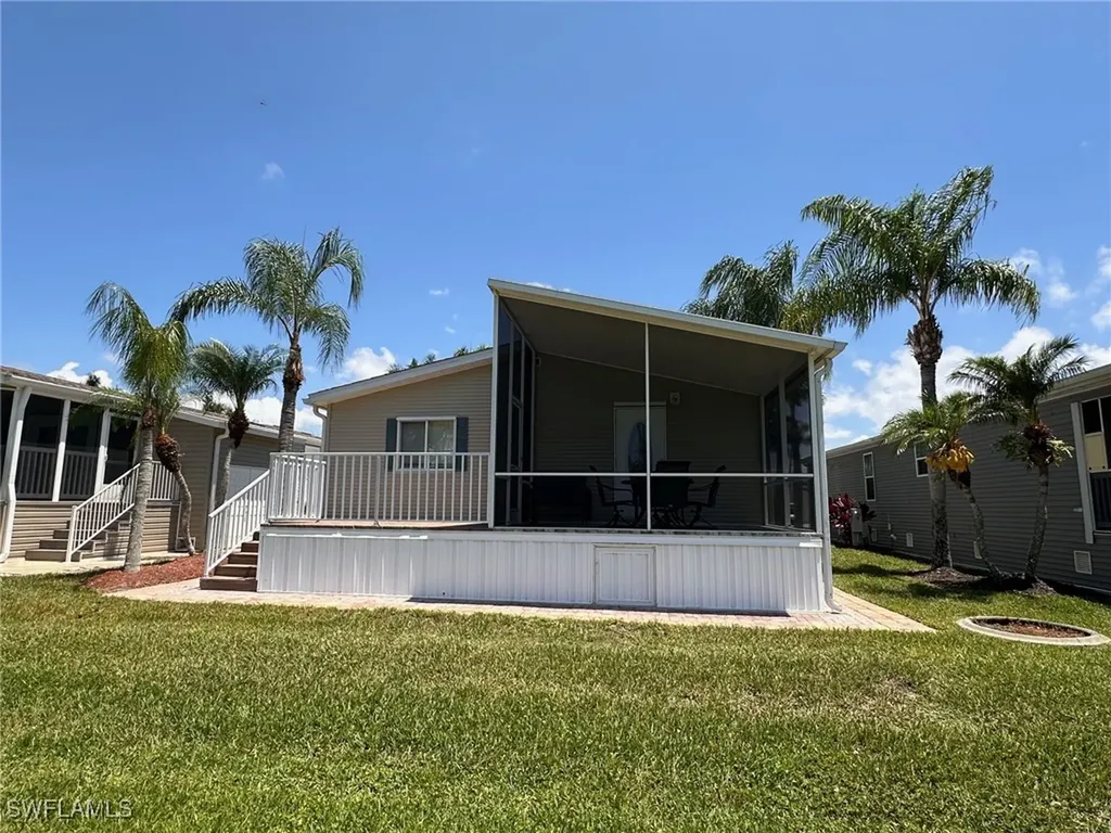 1307 Silver Lakes Boulevard Naples FL 34114