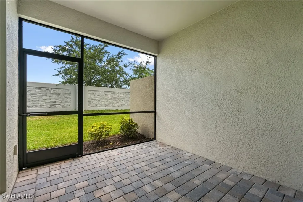4348 Lemongrass Drive Fort Myers FL 33916