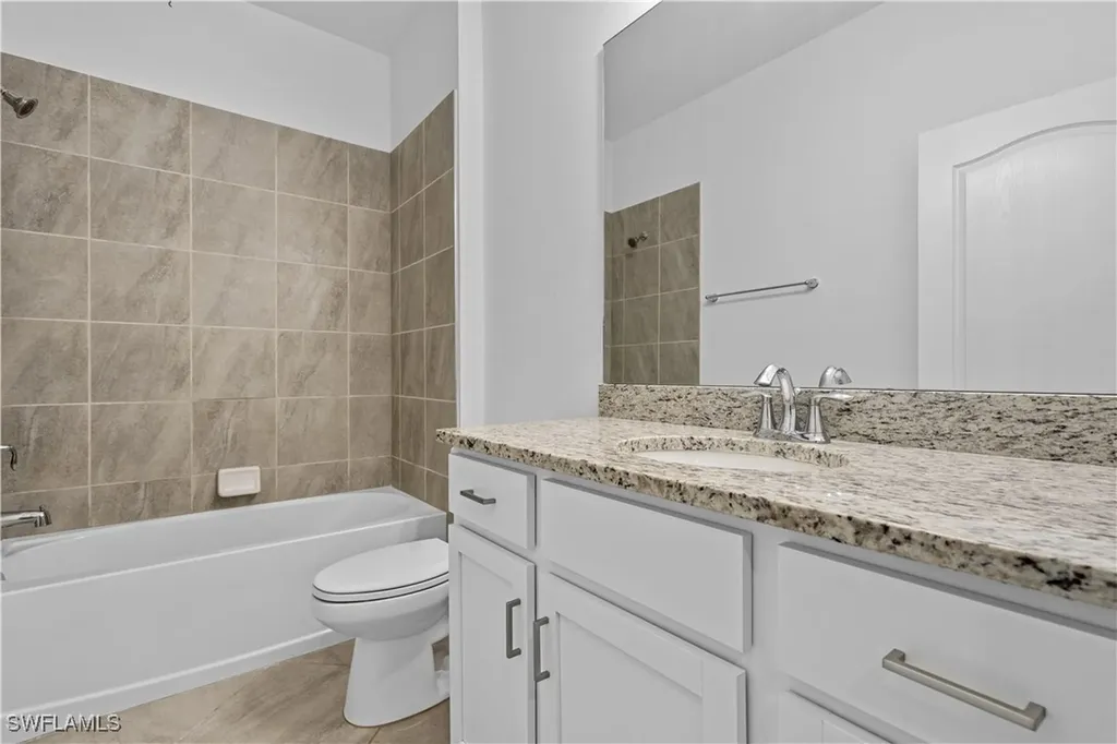 4348 Lemongrass Drive Fort Myers FL 33916