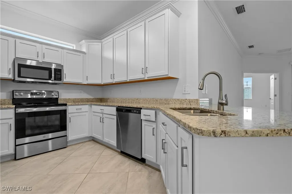 4348 Lemongrass Drive Fort Myers FL 33916