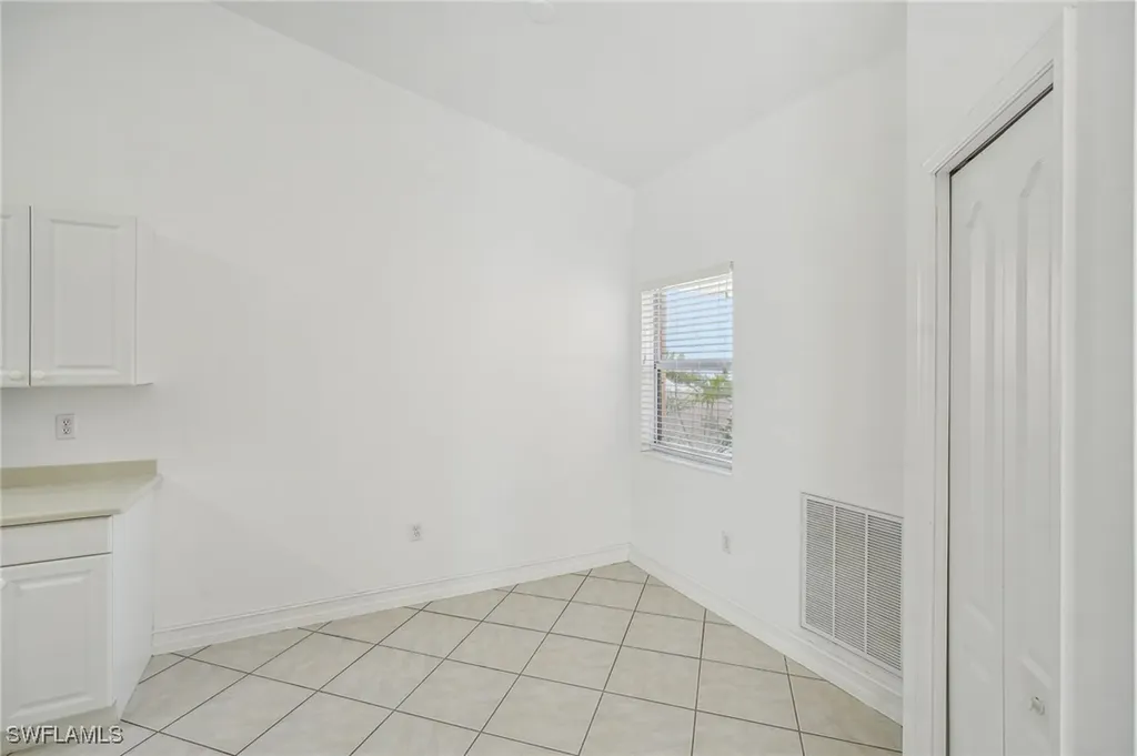 8196 Sanctuary Drive Naples FL 34104
