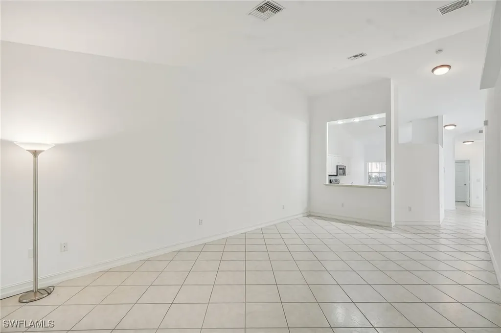 8196 Sanctuary Drive Naples FL 34104