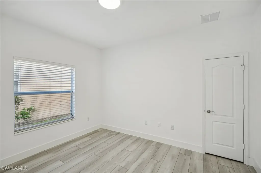 8196 Sanctuary Drive Naples FL 34104