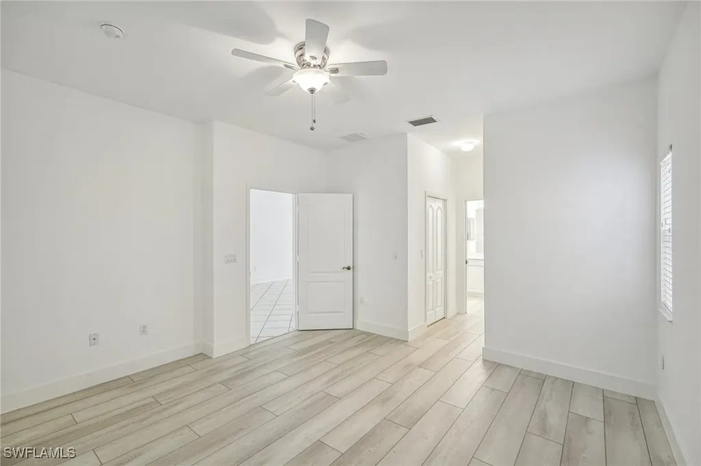 8196 Sanctuary Drive Naples FL 34104