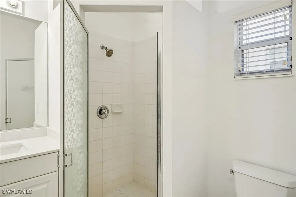 8196 Sanctuary Drive Naples FL 34104
