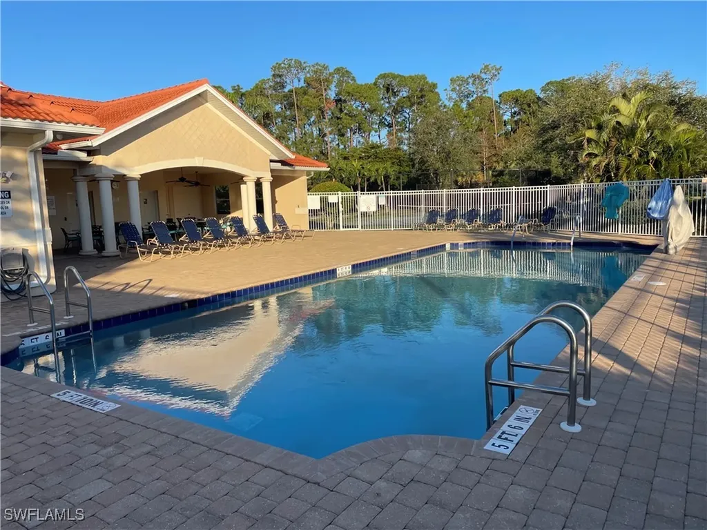 8196 Sanctuary Drive Naples FL 34104