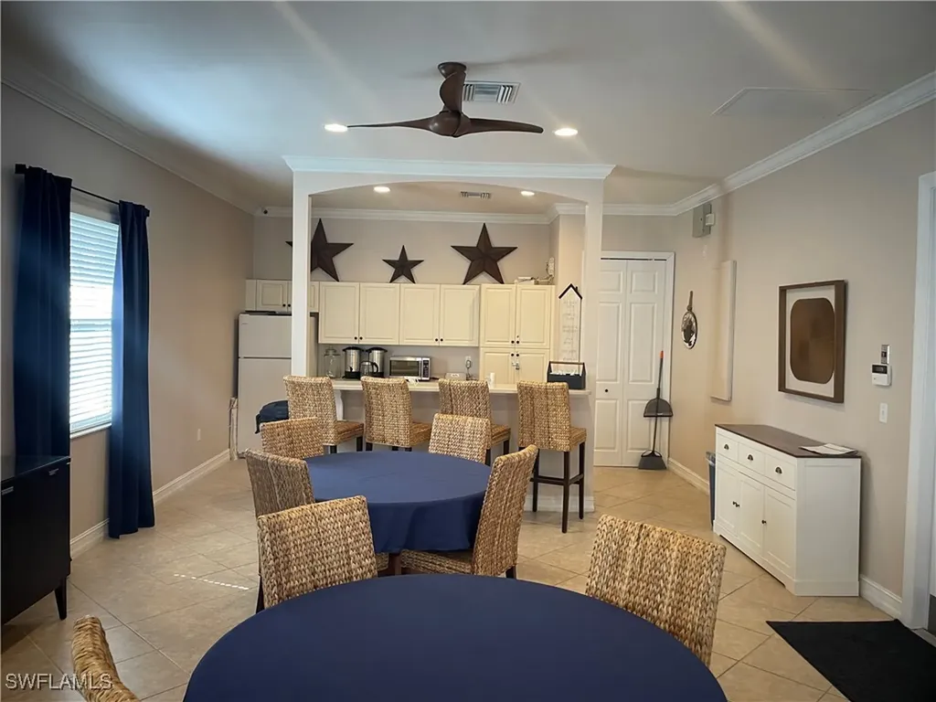 8196 Sanctuary Drive Naples FL 34104