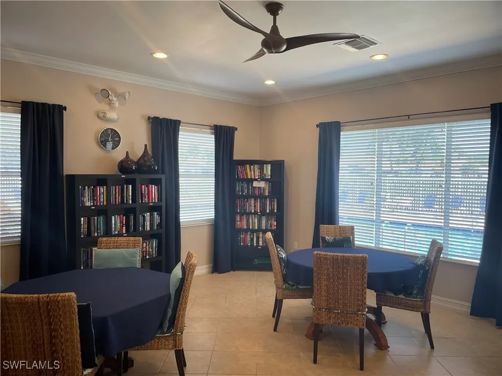 8196 Sanctuary Drive Naples FL 34104