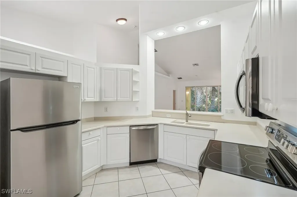 8196 Sanctuary Drive Naples FL 34104