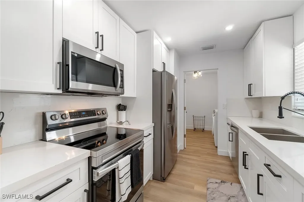 4126 Belair Lane Naples FL 34103