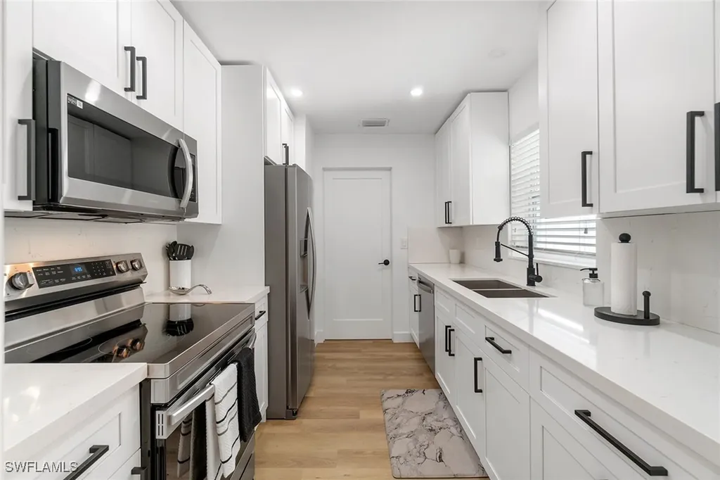 4126 Belair Lane Naples FL 34103