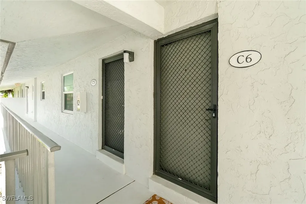 4126 Belair Lane Naples FL 34103