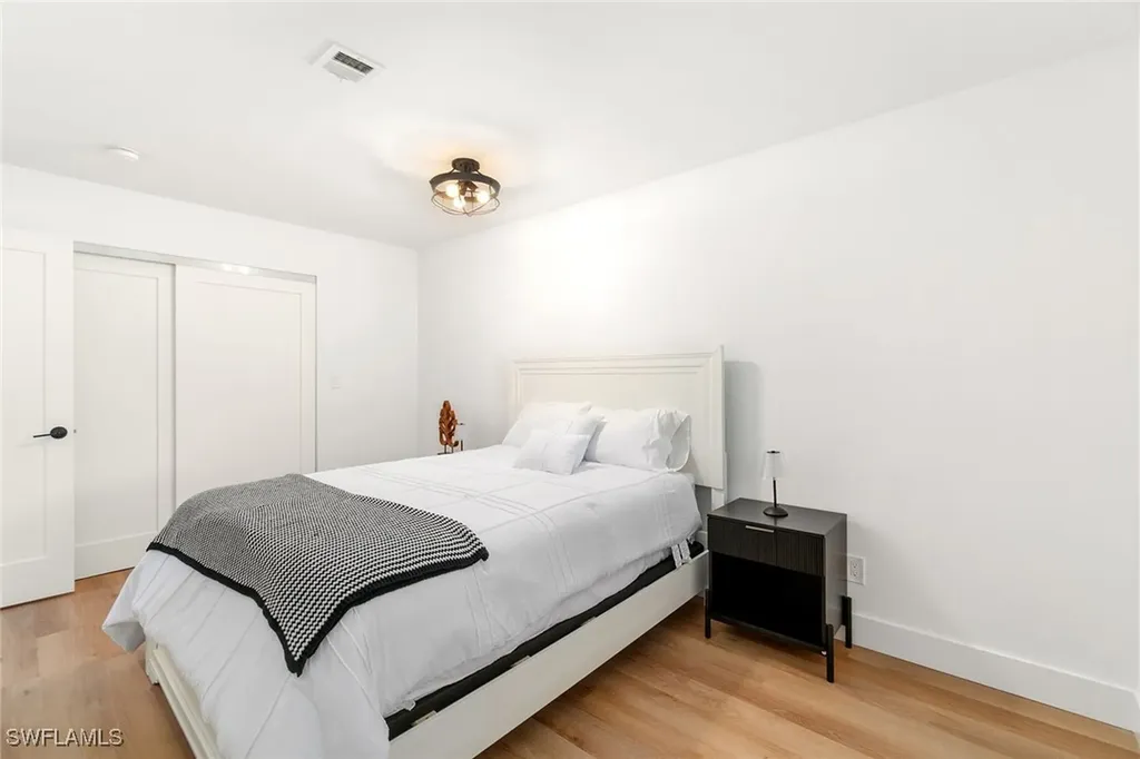 4126 Belair Lane Naples FL 34103