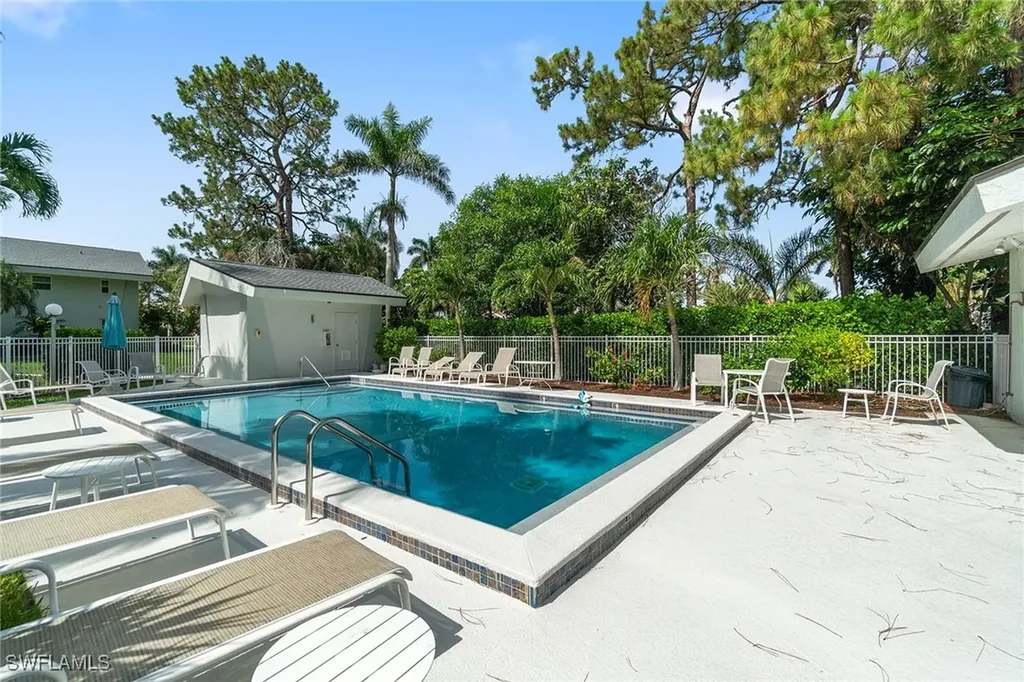 4126 Belair Lane Naples FL 34103