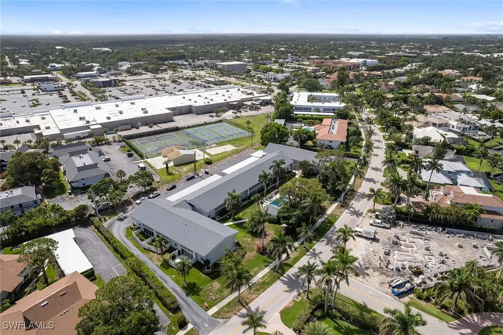 4126 Belair Lane Naples FL 34103