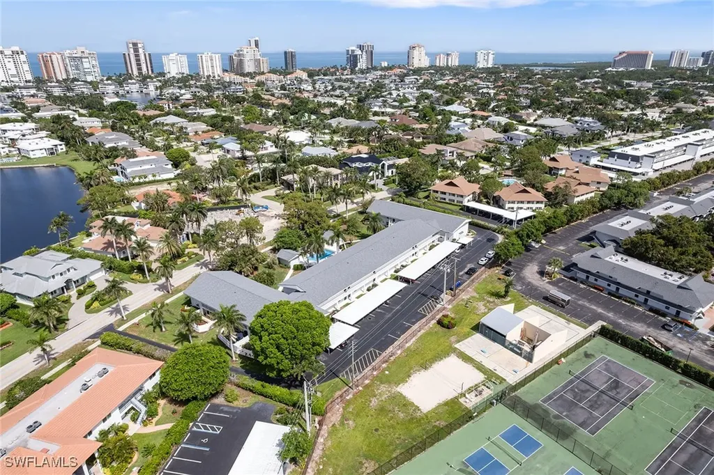 4126 Belair Lane Naples FL 34103