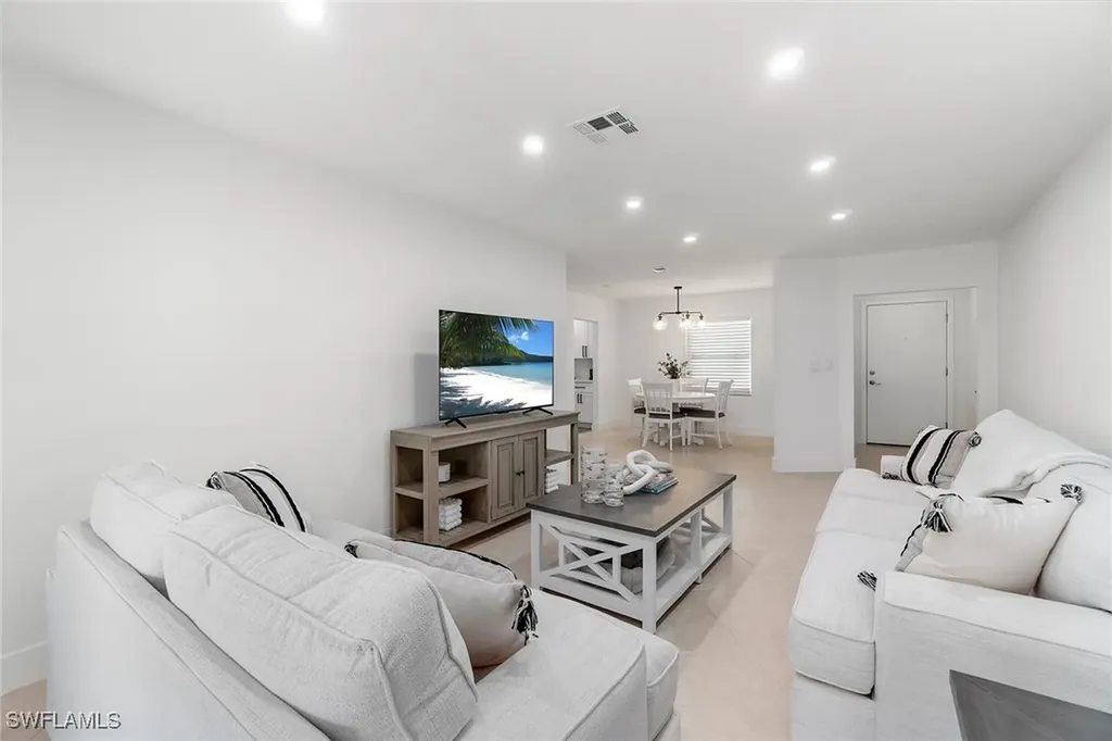 4126 Belair Lane Naples FL 34103