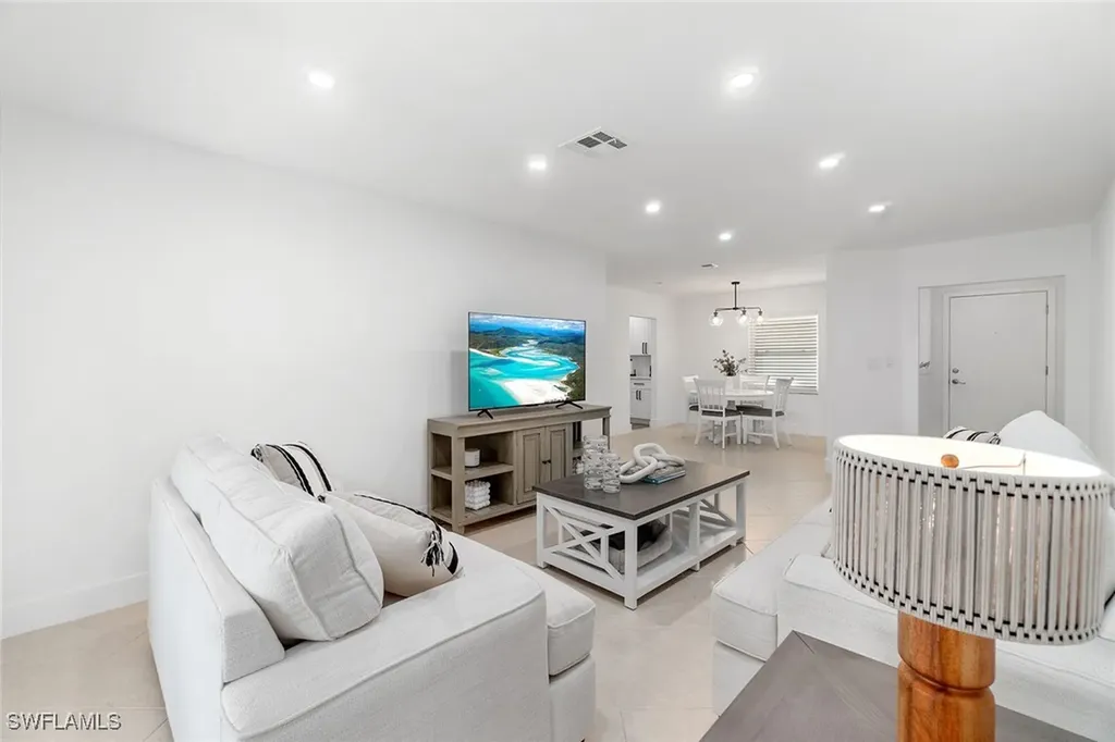 4126 Belair Lane Naples FL 34103