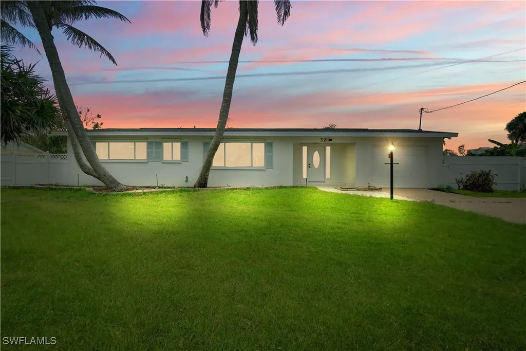 32 Fairview Boulevard Fort Myers Beach FL 33931