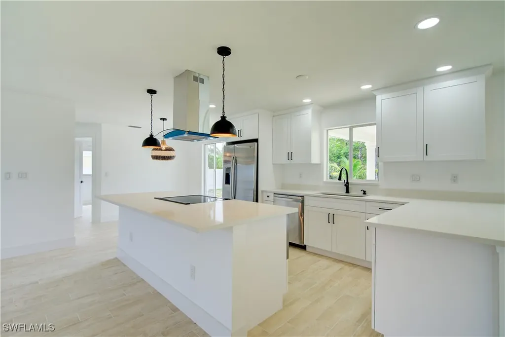 32 Fairview Boulevard Fort Myers Beach FL 33931