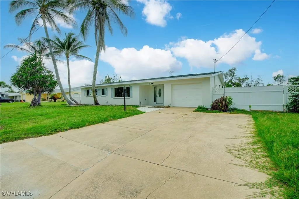 32 Fairview Boulevard Fort Myers Beach FL 33931