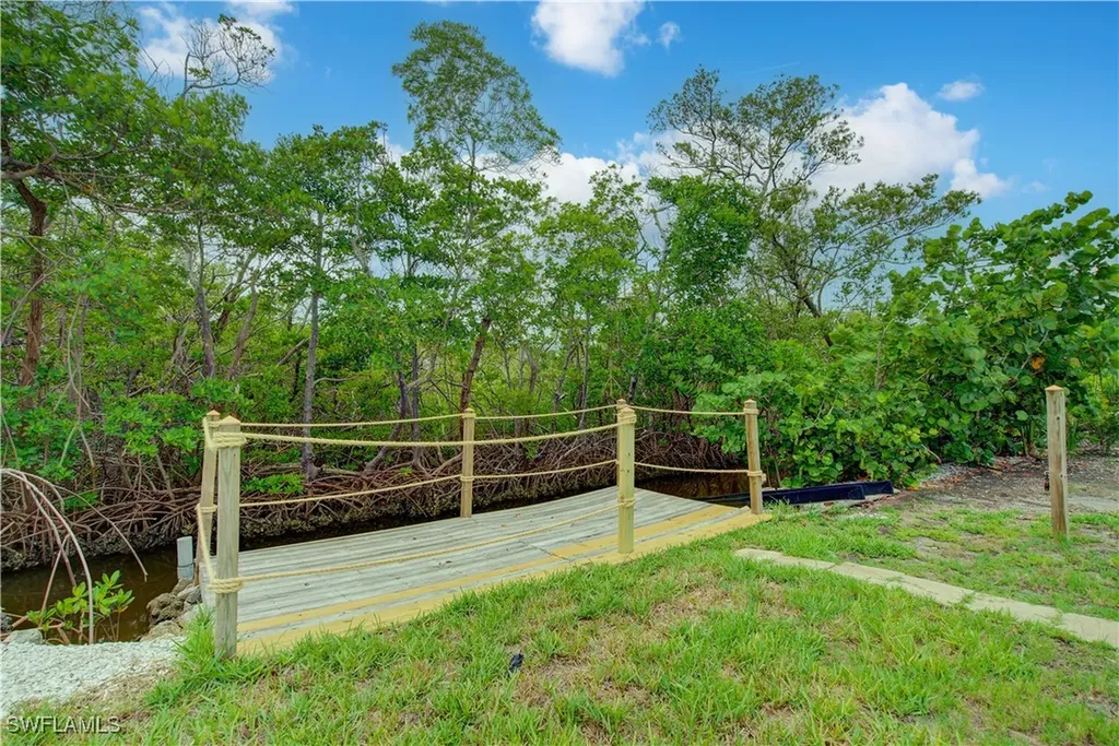 32 Fairview Boulevard Fort Myers Beach FL 33931
