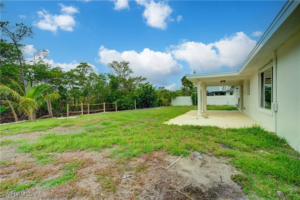 32 Fairview Boulevard Fort Myers Beach FL 33931