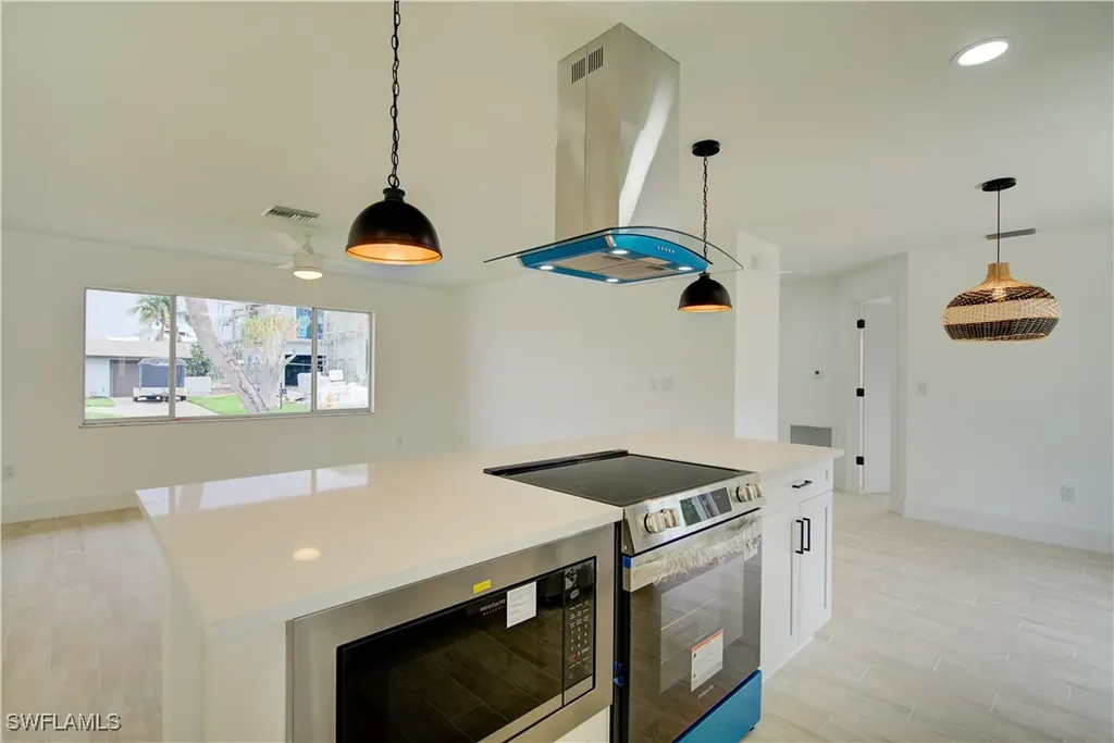 32 Fairview Boulevard Fort Myers Beach FL 33931