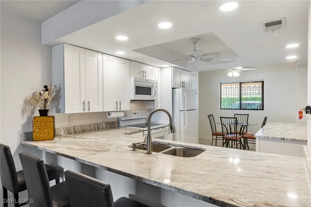 4719 SE 17th Place Cape Coral FL 33904