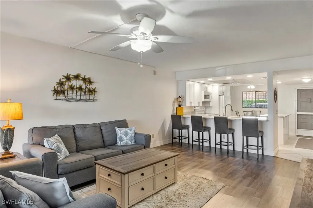 4719 SE 17th Place Cape Coral FL 33904