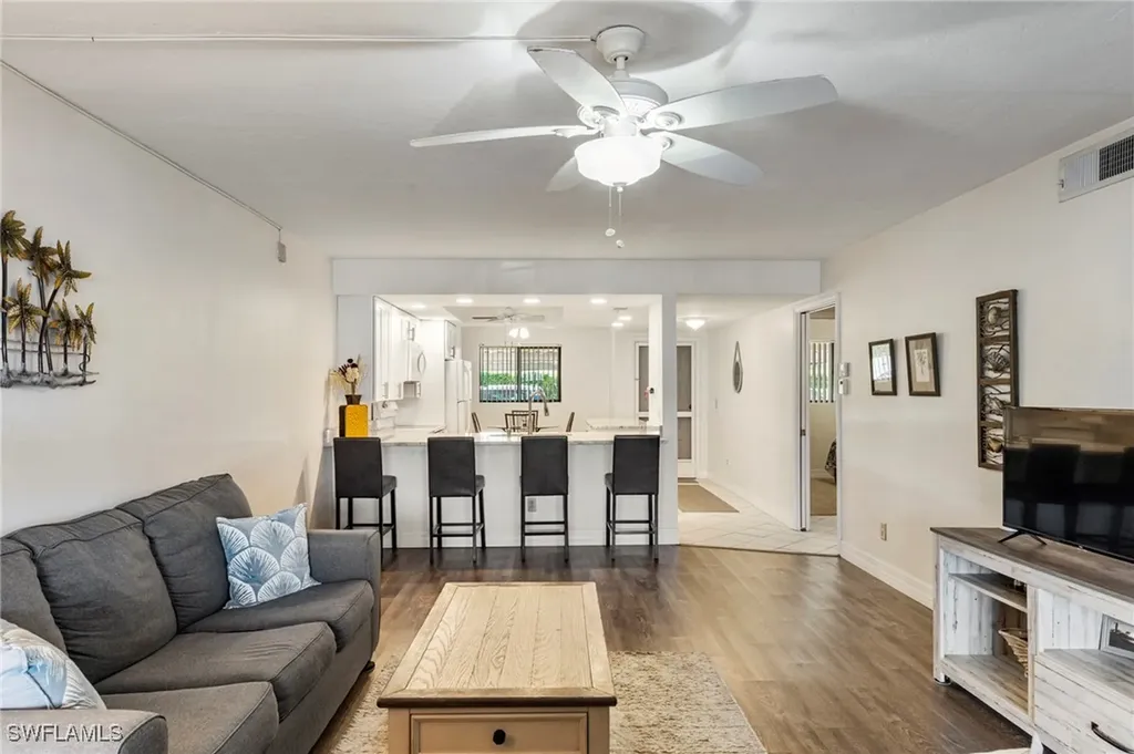 4719 SE 17th Place Cape Coral FL 33904