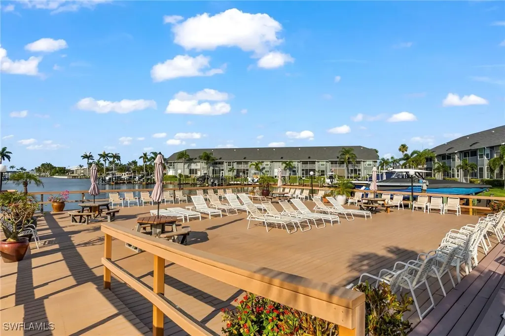 4719 SE 17th Place Cape Coral FL 33904